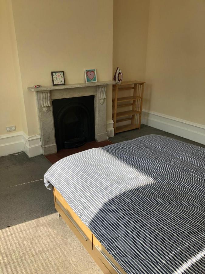 The Electric Vibe Apartment London Bagian luar foto